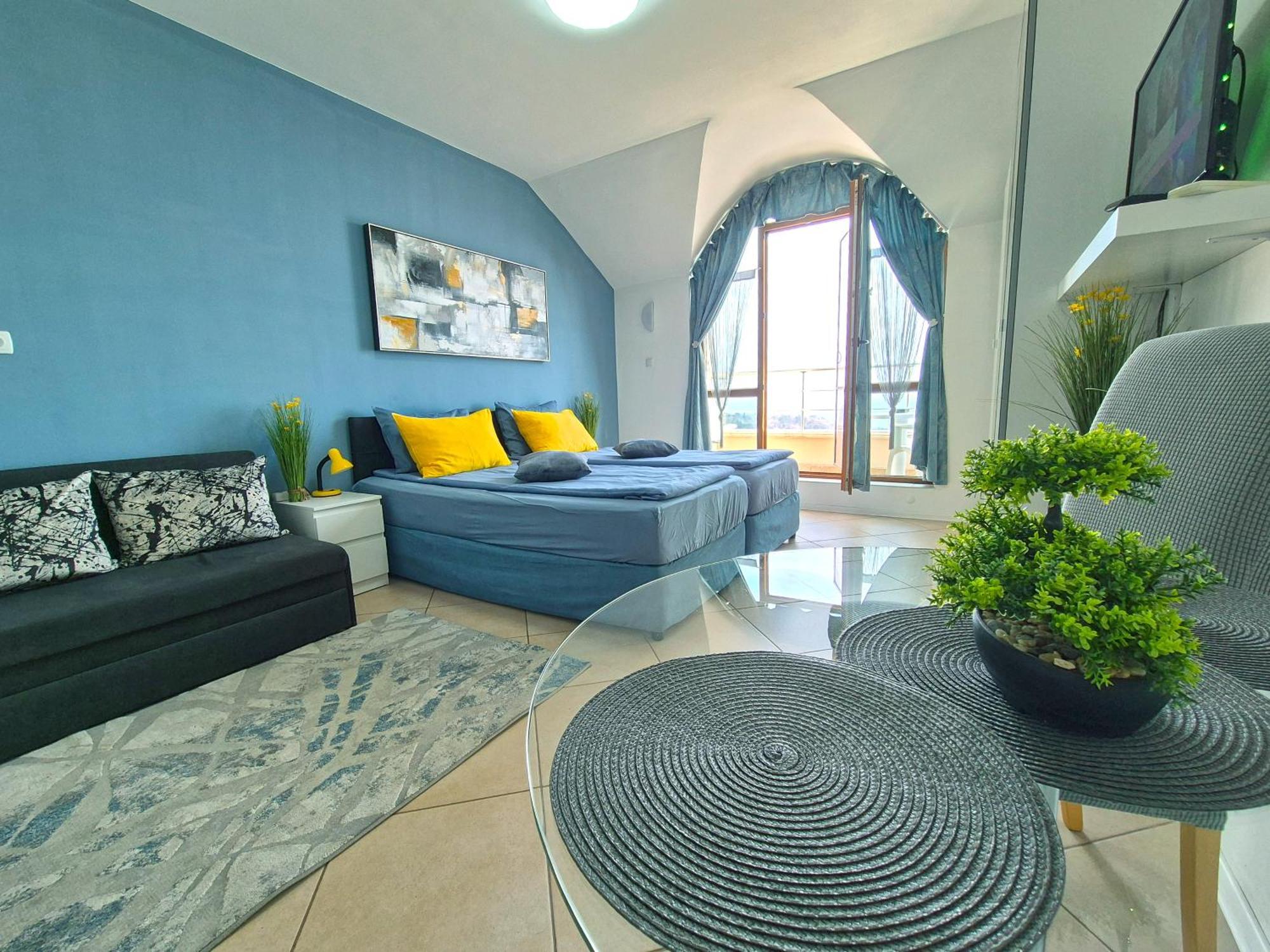 Black Sea Narcissus - Quiet Studio With Amazing Sea View Varna Exterior photo