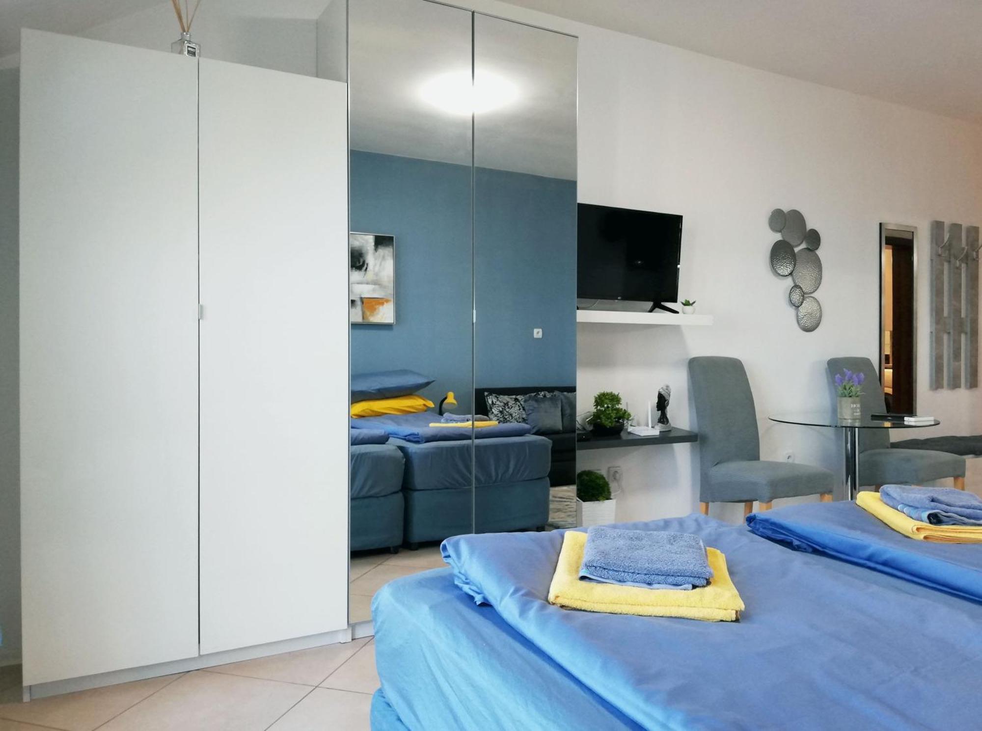 Black Sea Narcissus - Quiet Studio With Amazing Sea View Varna Exterior photo