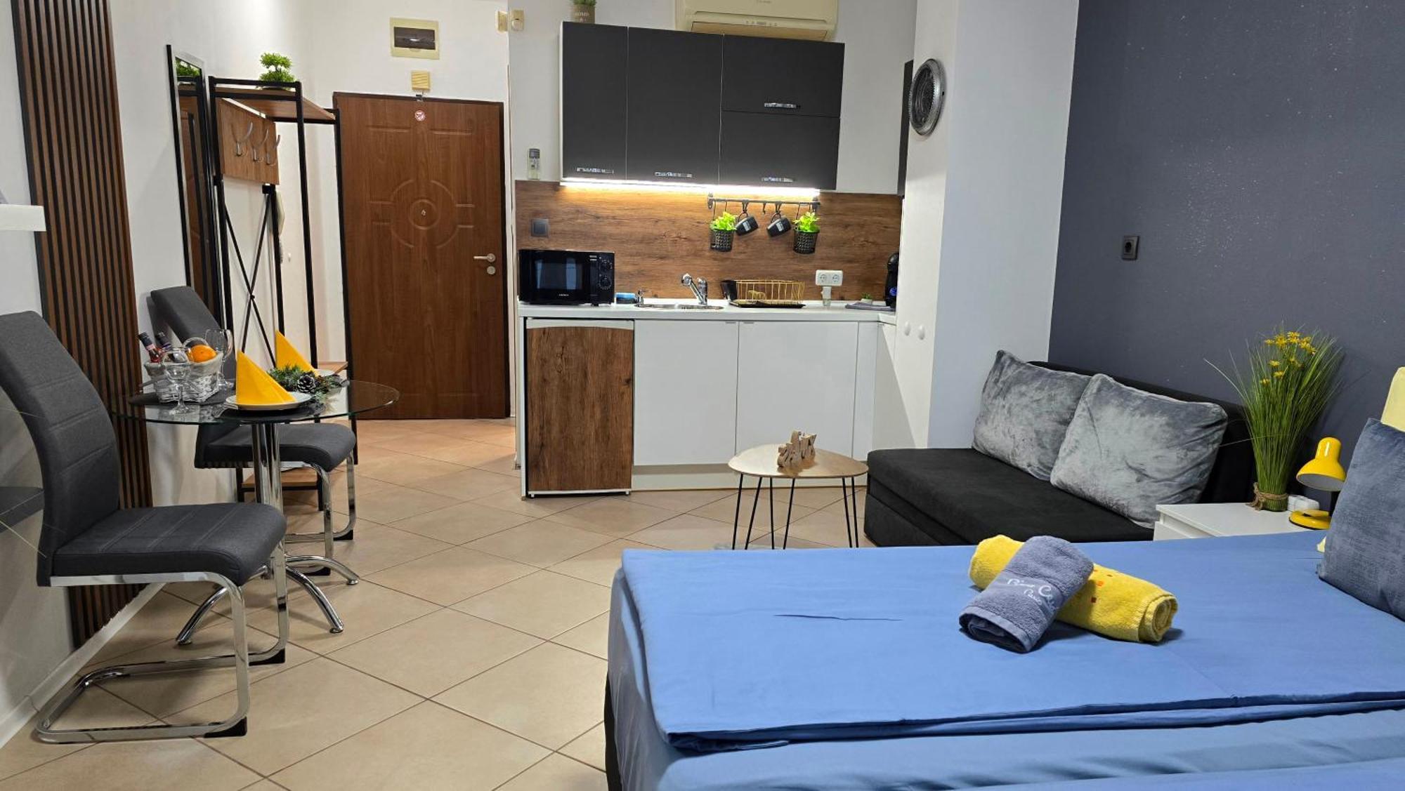 Black Sea Narcissus - Quiet Studio With Amazing Sea View Varna Exterior photo